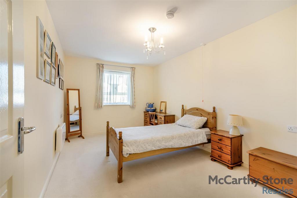 8673064-interior06.jpg