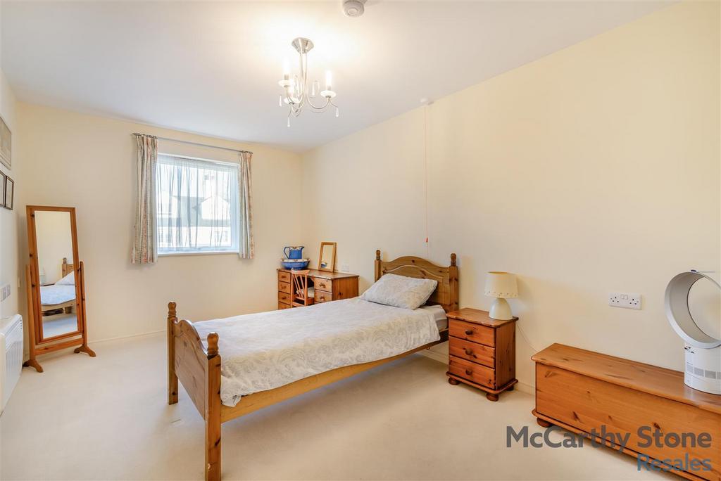 8673064-interior07.jpg