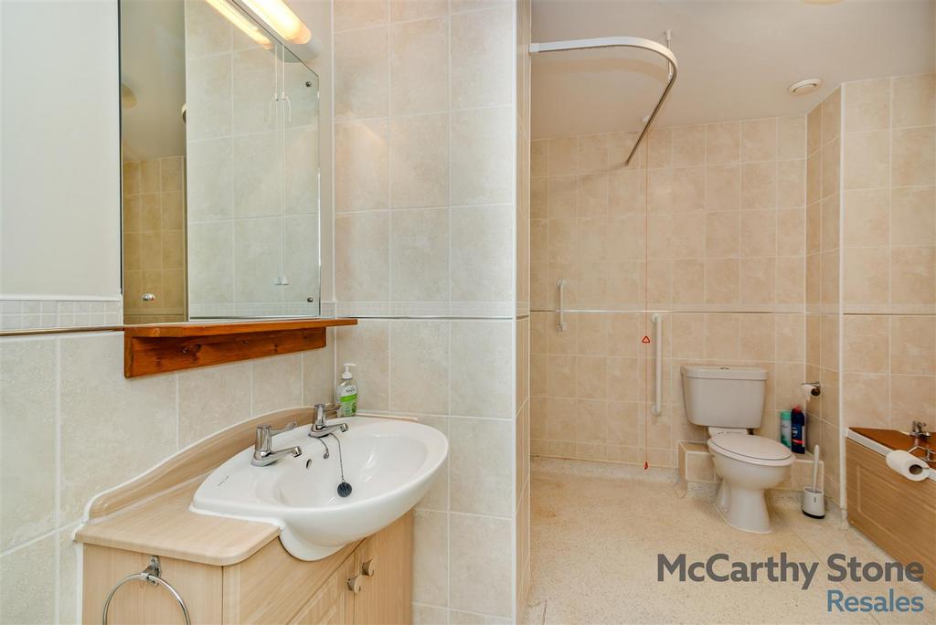 8673064-interior01.jpg