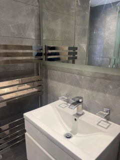 undefined, Morden SM4
