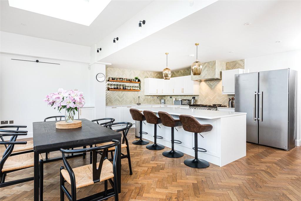 Kitchen/Breakfast
