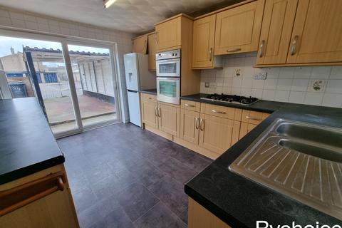 4 bedroom end of terrace house for sale, Covehite Court, Haverhill, Suffolk