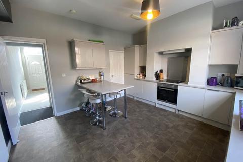 undefined, Vermont Street (room 3), West Yorkshire LS13