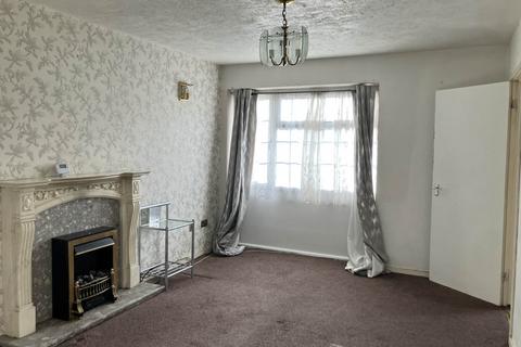 3 bedroom semi-detached house to rent, Amberley Green, Birmingham B43