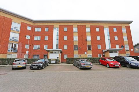 undefined, Albatross Close, London, Beckton, E6