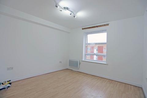 2 bedroom flat to rent, Albatross Close, London, Beckton, E6
