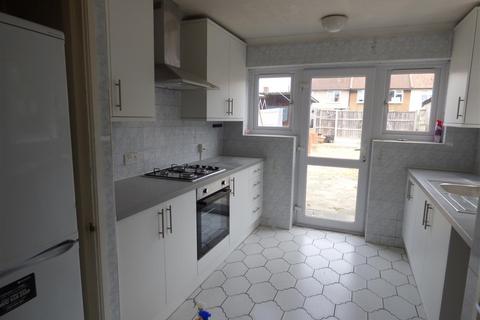 undefined, Rogers Gardens, Essex RM10