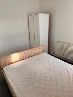 undefined, New Road, Bedfont TW14