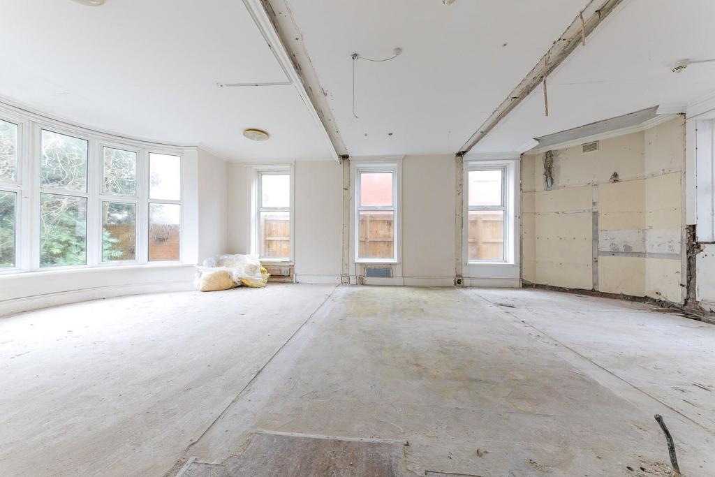 Reception room.jpg