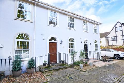 undefined, Belgrave Close, Walton-on-Thames, KT12