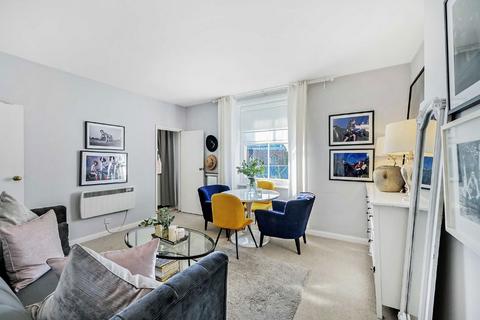 undefined, St. Quintin Avenue, London W10