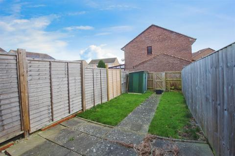 undefined, Chandos Close, Swindon SN5