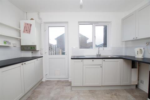 undefined, Chandos Close, Swindon SN5