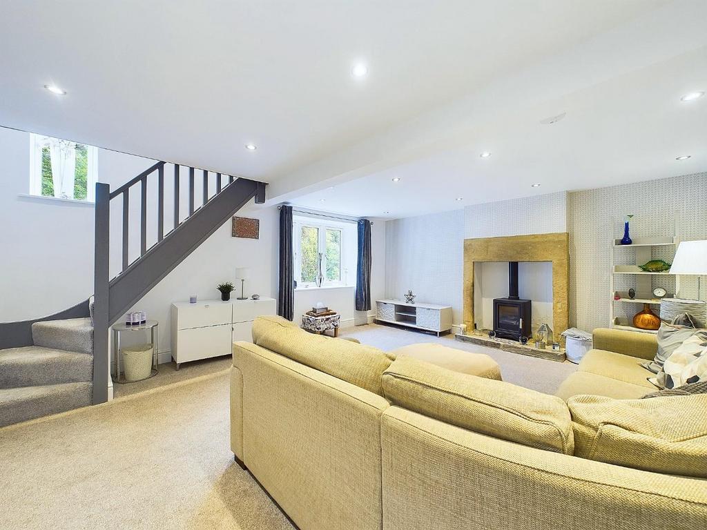 CAM03810 G0-PR0108-STILL008.jpg