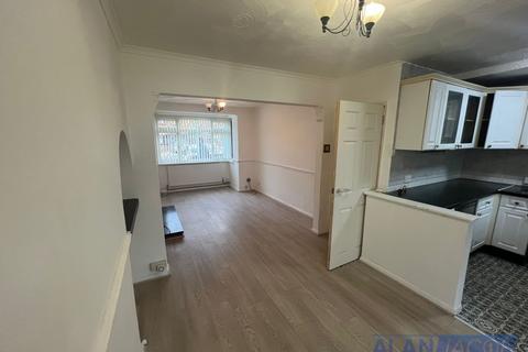 undefined, Guysfield Drive, Rainham RM13