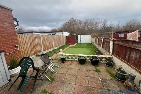 undefined, Guysfield Drive, Rainham RM13