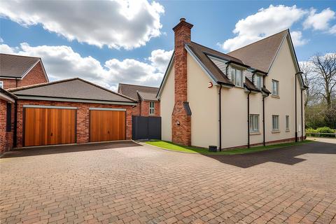 5 bedroom detached house for sale, Watlington Gardens, Great Warley, Brentwood, Essex