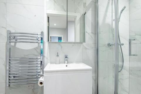 3 bedroom apartment to rent, Gloucester Place, London NW1