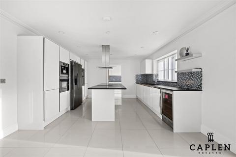 undefined, London Road, Stanford Rivers, Ongar