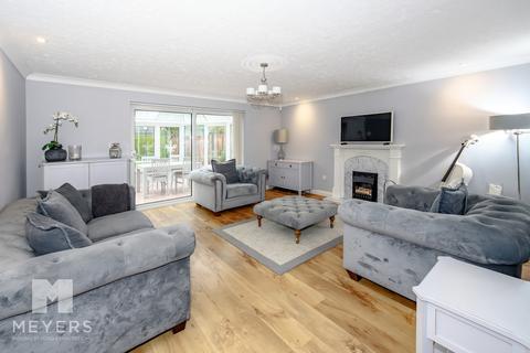 4 bedroom detached bungalow for sale, Northfield Road | Ringwood | BH24