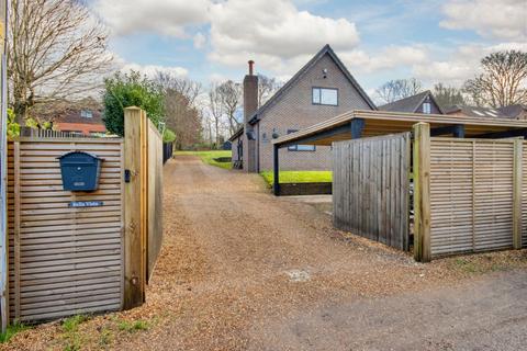 undefined, Rhododendron Avenue, Meopham, Gravesend, Kent, DA13