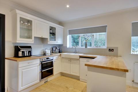 undefined, Rhododendron Avenue, Meopham, Gravesend, Kent, DA13