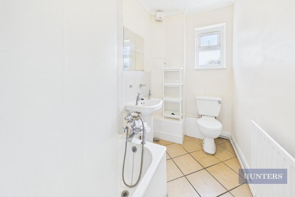 CAM05152 G0-PR0313-STILL005.jpg