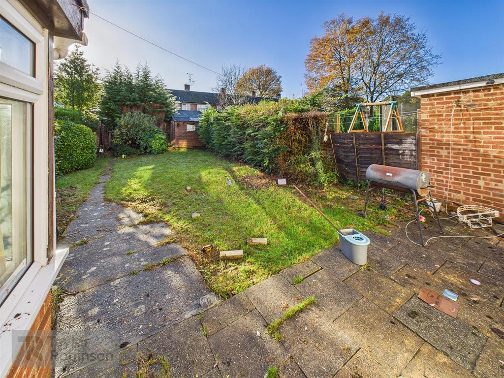 CAM02600 G0-PR0609-STILL018.jpg