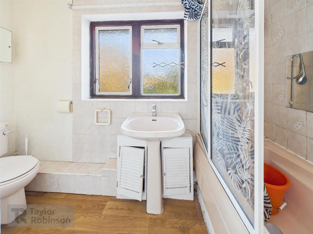 CAM02600 G0-PR0609-STILL006.jpg