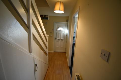 2 bedroom terraced house to rent, Spindlewood Close, Honiton EX14