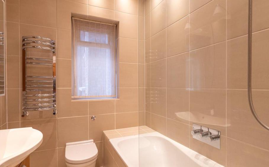 98 bickenhall mansions 7 09.12.png