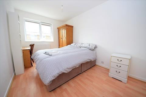 undefined, Sidney Road, Stockwell SW9