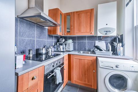 Studio to rent, King Henry's Road, Primrose Hill, London, NW3