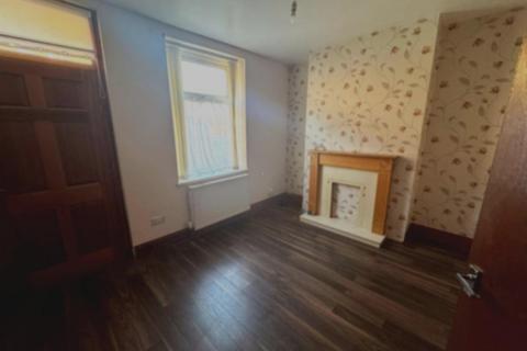 3 bedroom terraced house to rent, Byrl Street, Keighley  BD21