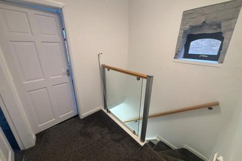 3 bedroom end of terrace house to rent, Chapel Yard, Knottingley WF11
