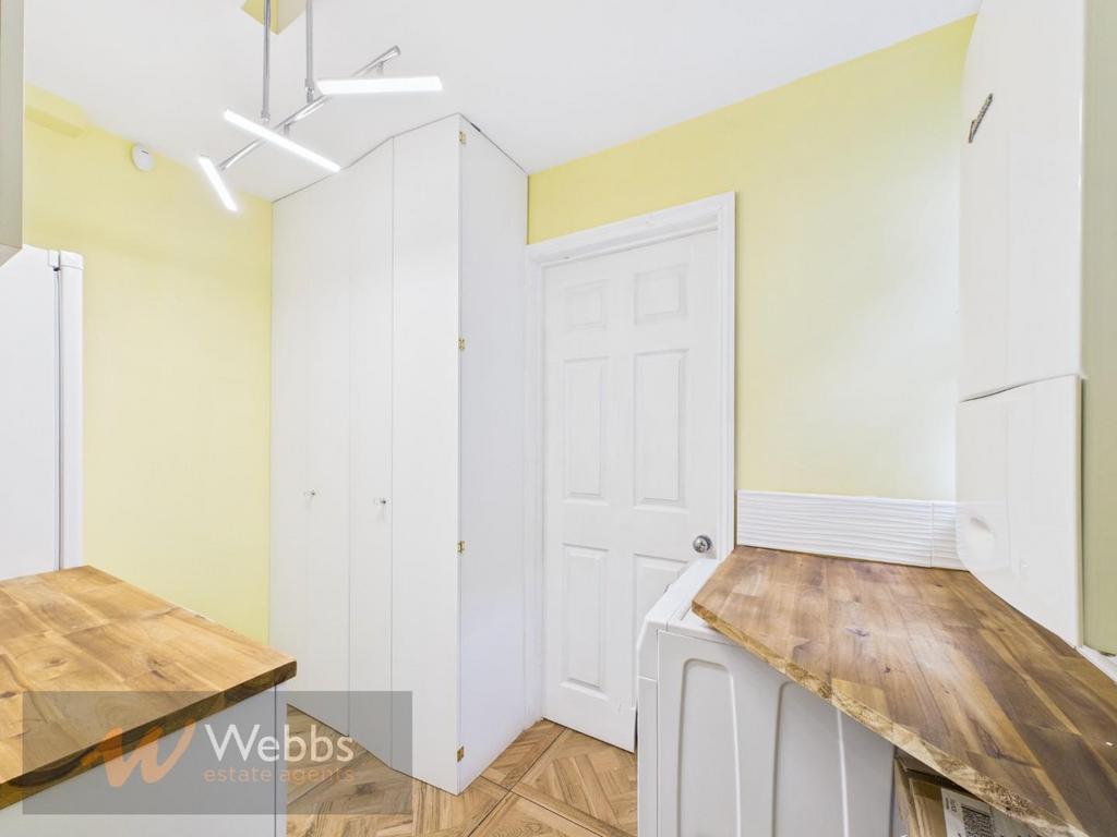 CAM03154 G0-PR0183-STILL036.jpg