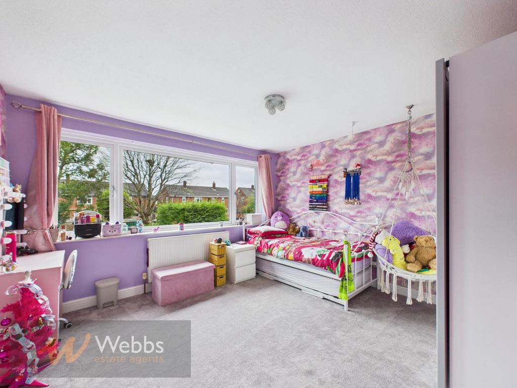 CAM03154 G0-PR0183-STILL008.jpg