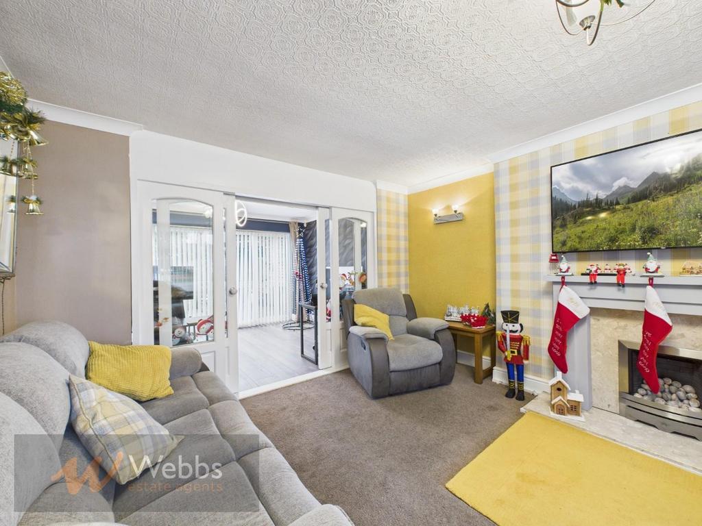 CAM03154 G0-PR0183-STILL049.jpg