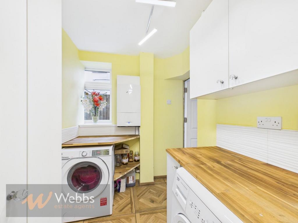 CAM03154 G0-PR0183-STILL038.jpg