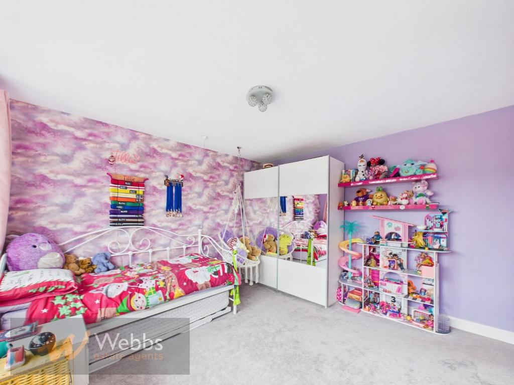CAM03154 G0-PR0183-STILL009.jpg