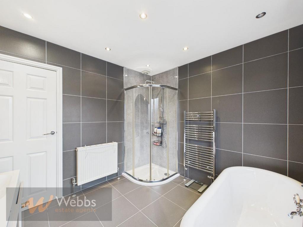 CAM03154 G0-PR0183-STILL020.jpg