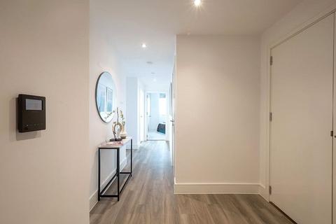 2 bedroom apartment to rent, Ashwell House, Healum Avenue, Southall, UB2