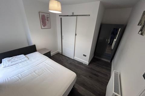 undefined, Room 4, Sydney Street, Boston, PE21 8NY