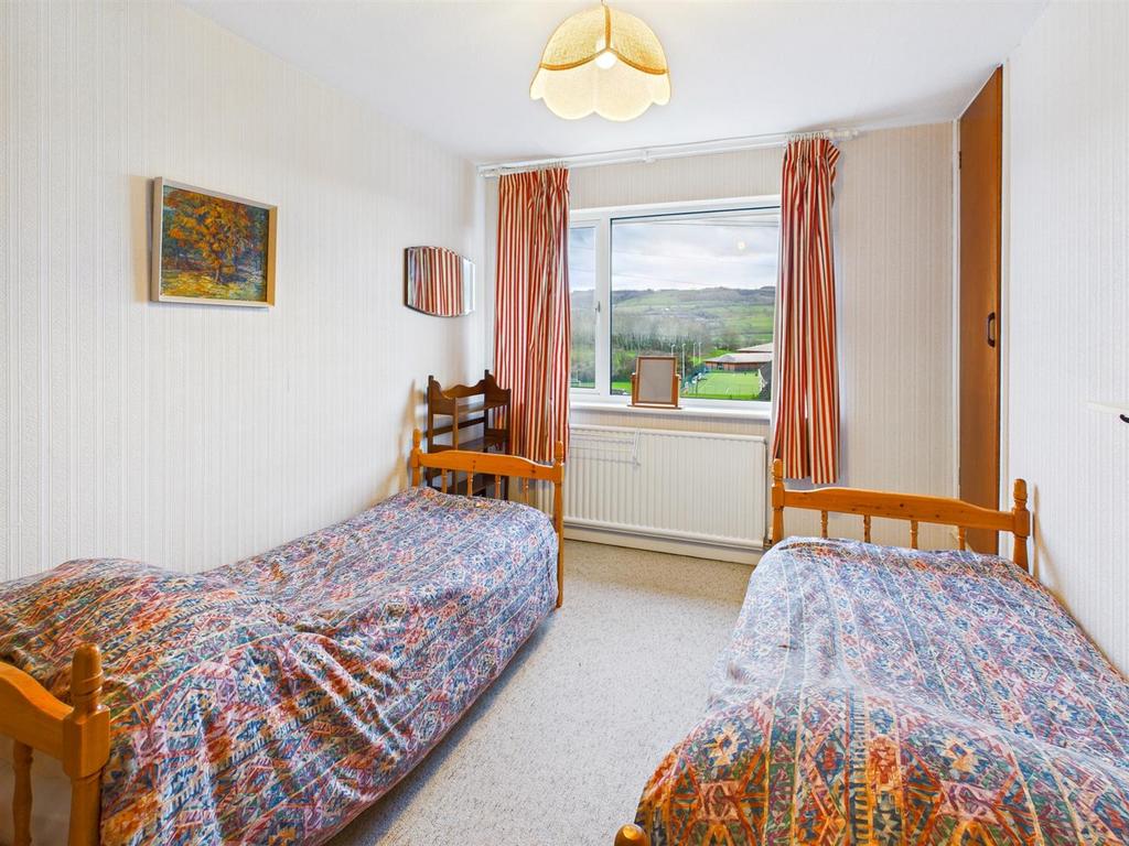 CAM01713 G0-PR0152-STILL013.jpg