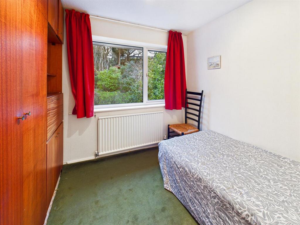 CAM01713 G0-PR0152-STILL016.jpg