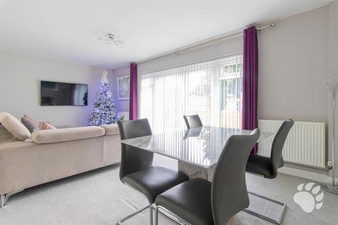 3 bedroom terraced house for sale, Linford Drive, Basildon SS14
