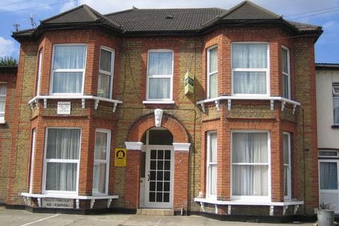 undefined, Mansfield Road Ilford