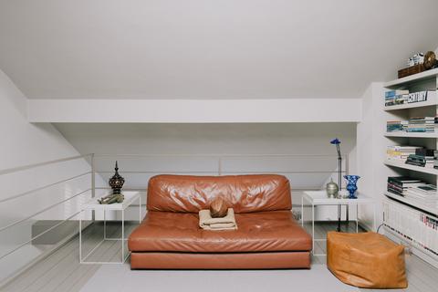 undefined, Wesley Square V, London W11
