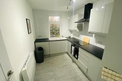 3 bedroom maisonette for sale, High Street, Margate CT9