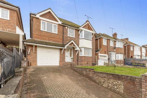 4 bedroom detached house for sale, Guinions Road, High Wycombe HP13